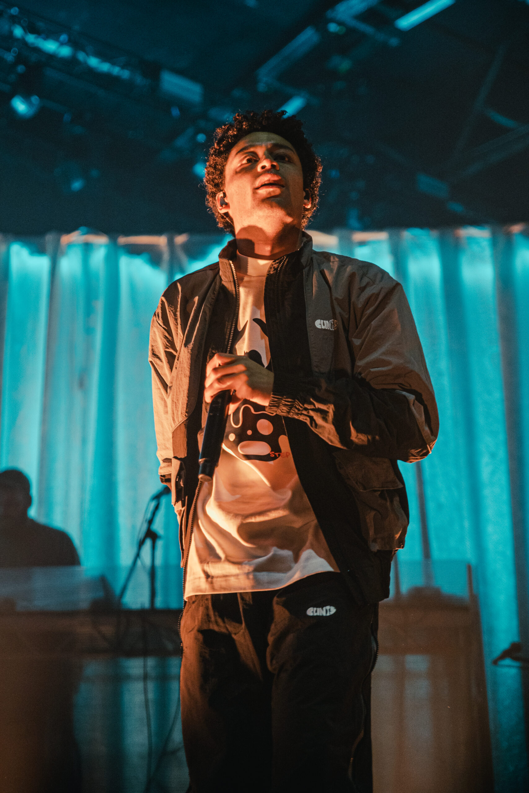 Loyle Carner @ Manchester's Victoria Warehouse review and gallery - a ...